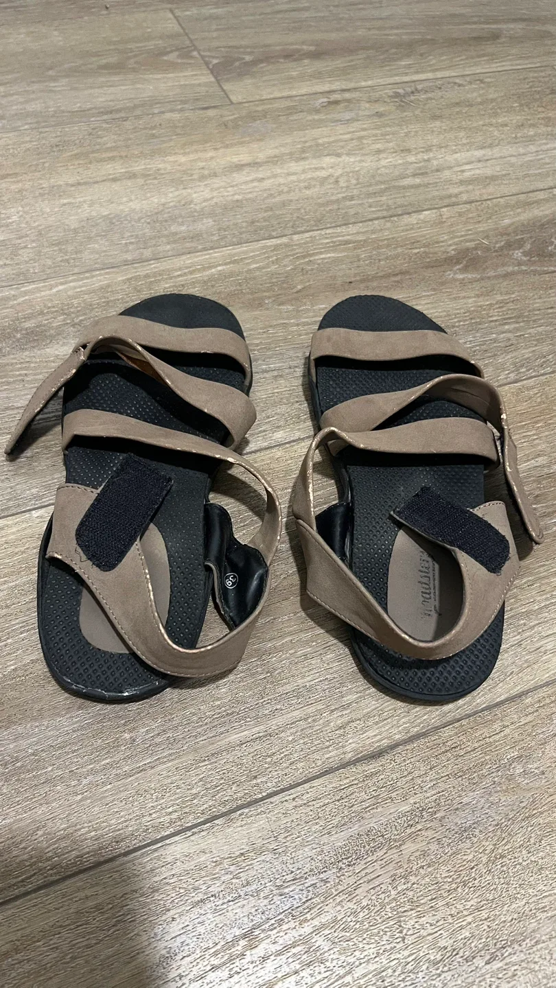 Vionic Women's Sandals Size US7 image indicator(2)