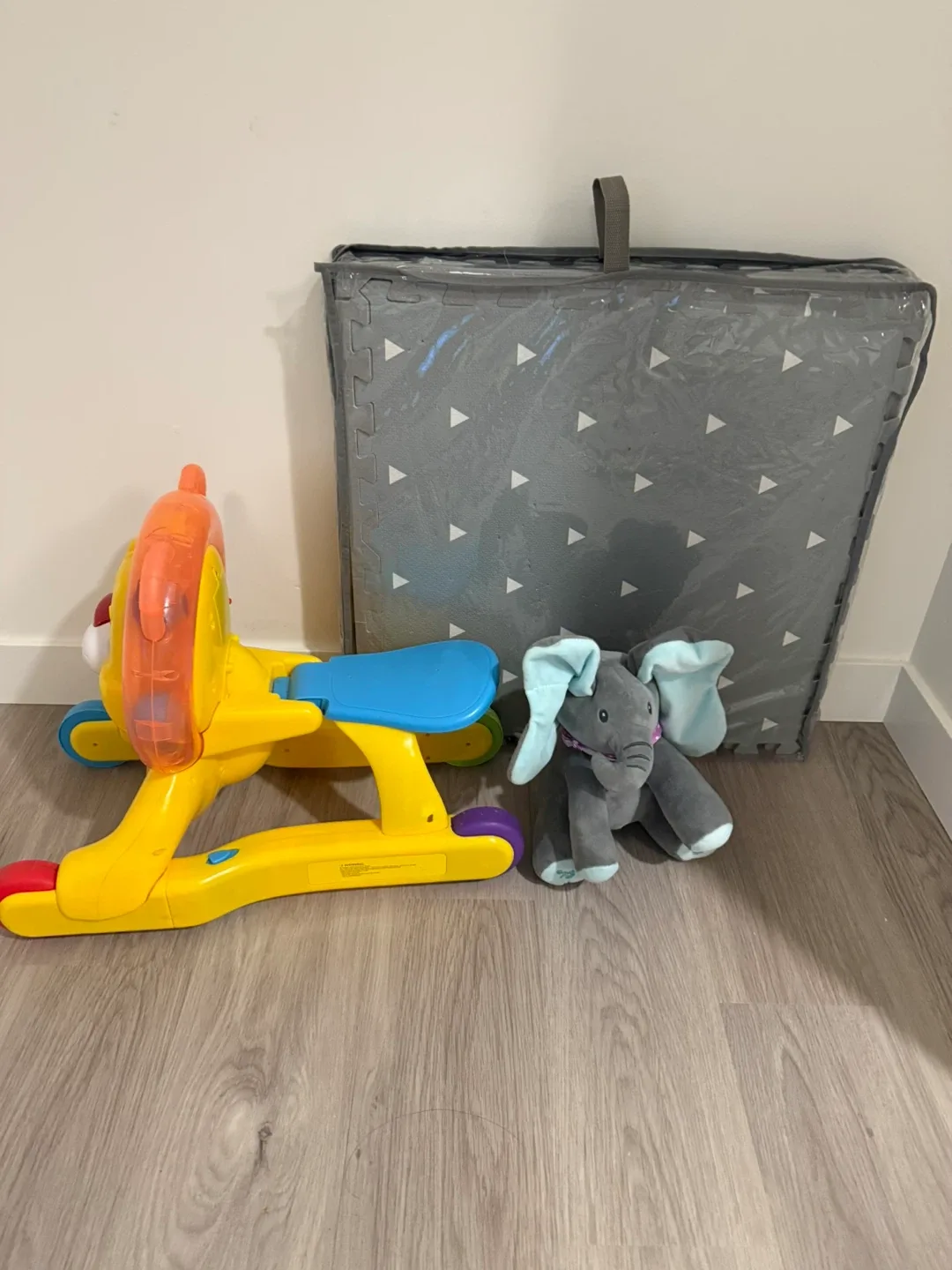 Foam Mat and Toys image indicator(5)