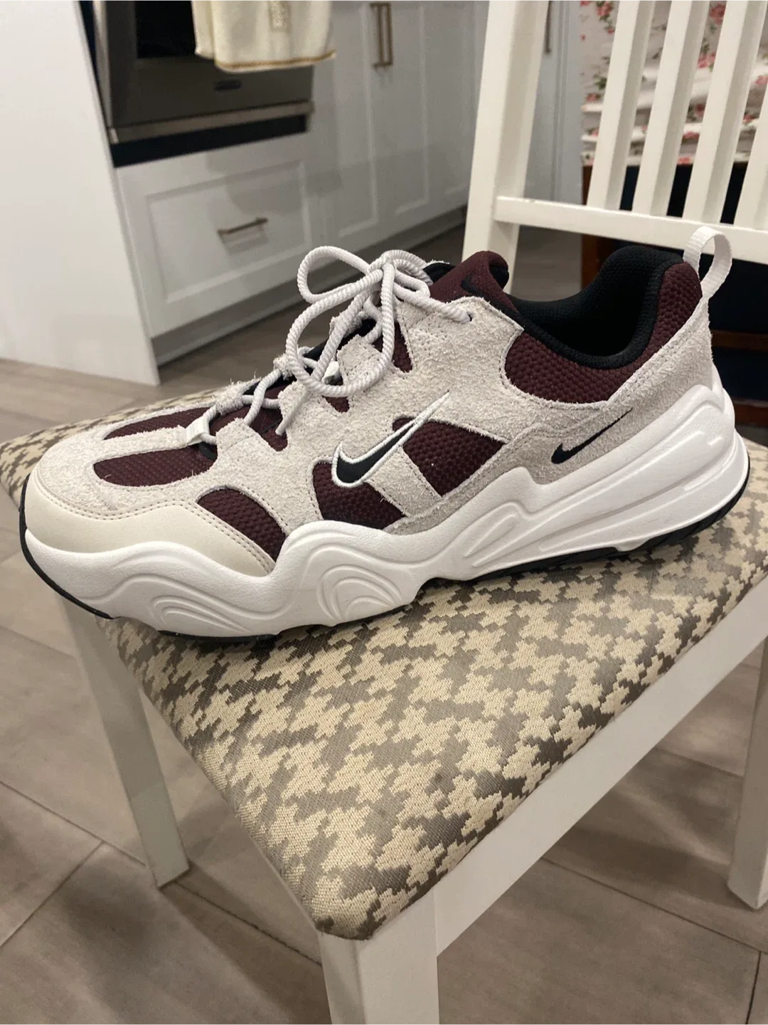 Nike F19532-600 Sneakers US 11