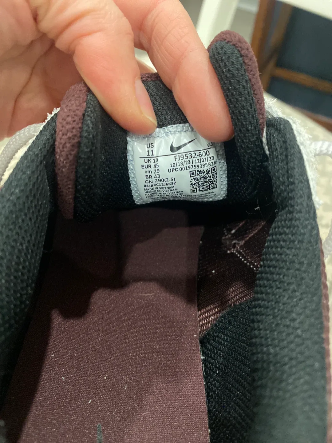 Nike F19532-600 Sneakers US 11 image indicator(2)