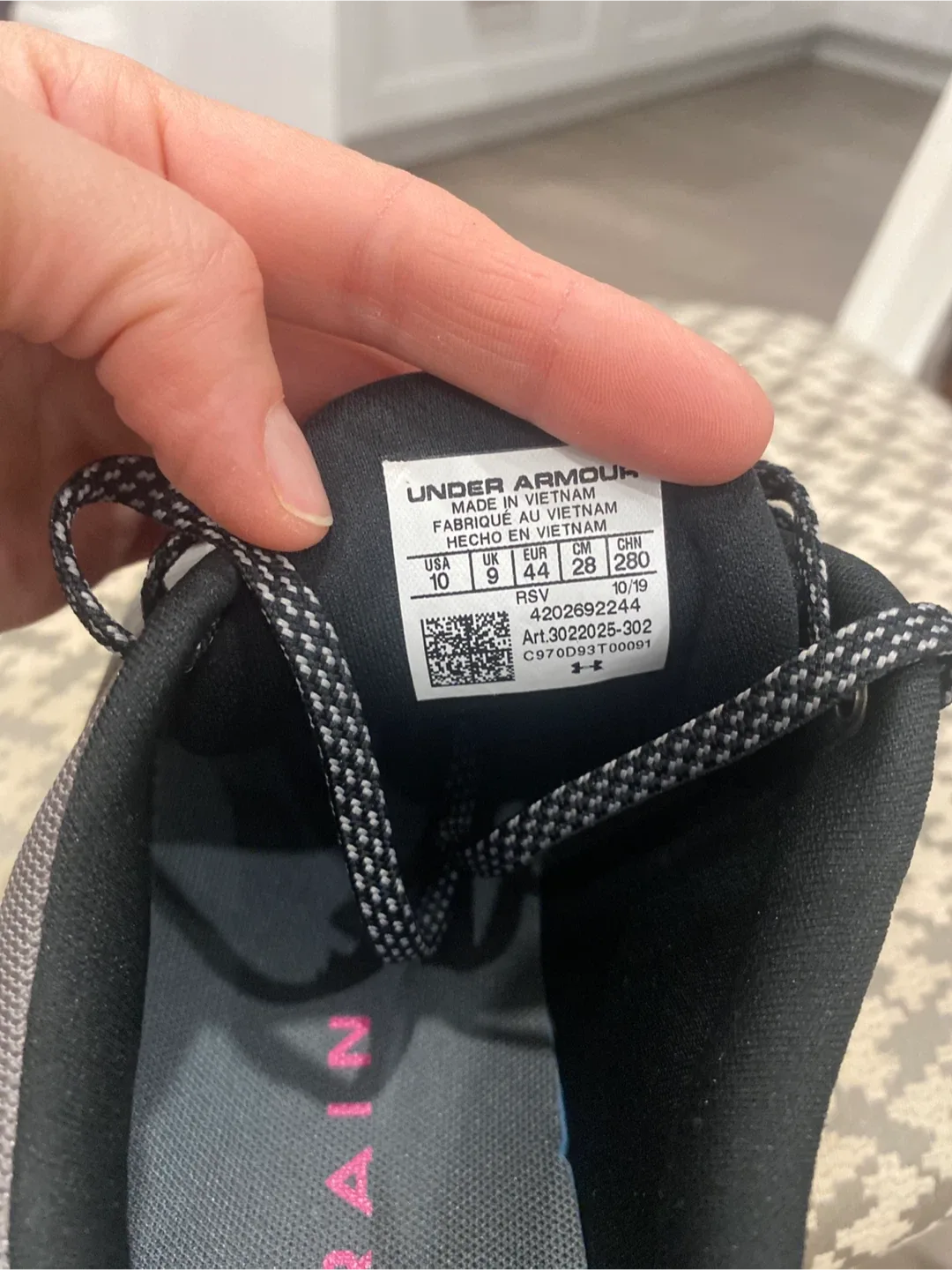 Under Armour HOVR Women's Running Shoes - Size 10 image indicator(2)