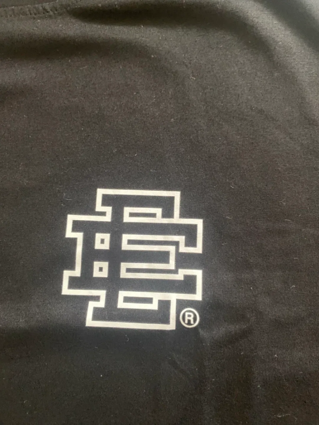 Eric Emanuel Black T-Shirt - Size Medium image indicator(2)