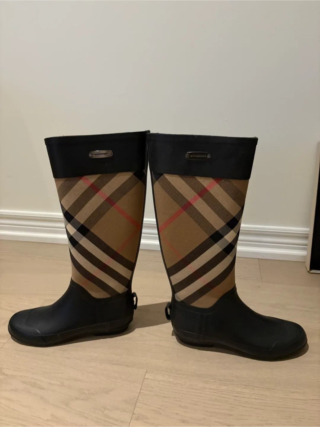 Burberry Vintage Check Black Rubber Boots image indicator(4)