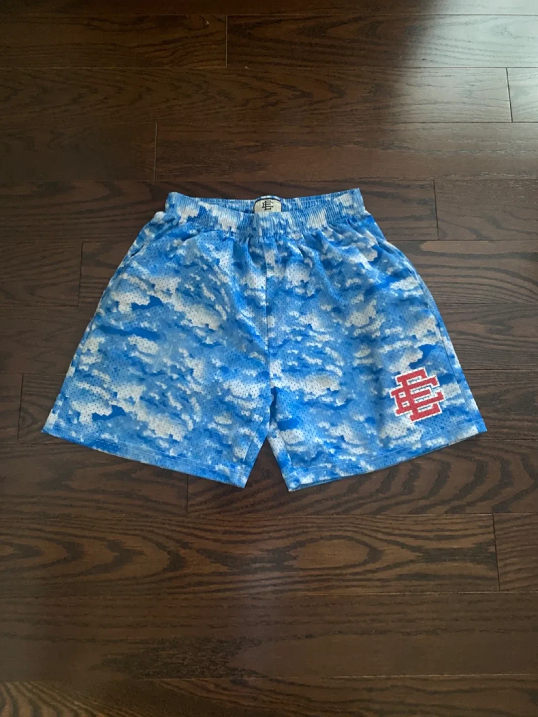 Eric Emanuel EE Basic Shorts Clouds - Size M