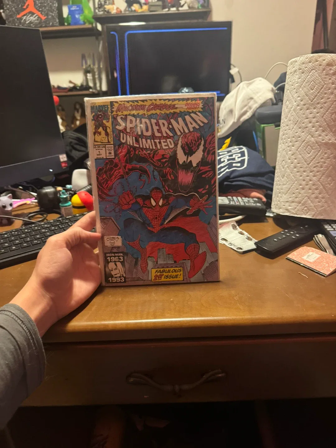 Spider-Man Unlimited #1 Comic Book image indicator(3)