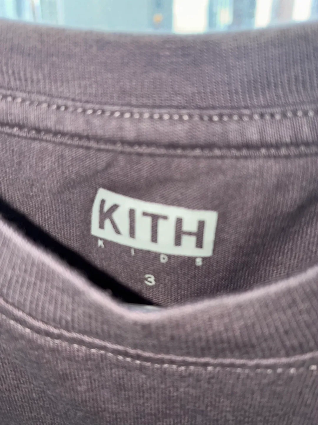 Kith Kids Gray T-Shirt Size 3 Baby Toddler White logo image indicator(3)