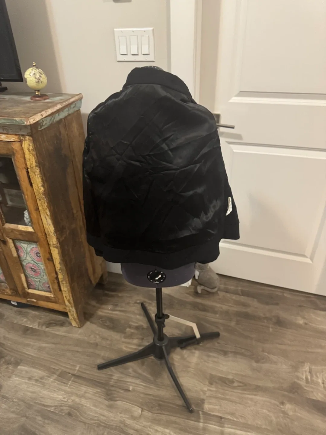 Jospeh light weight wool jacket image indicator(8)