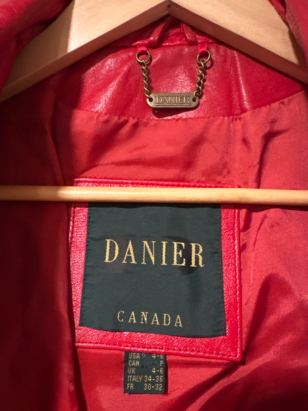Vintage Danier Canada Red Leather Jacket (Size 4-6) - photo 3