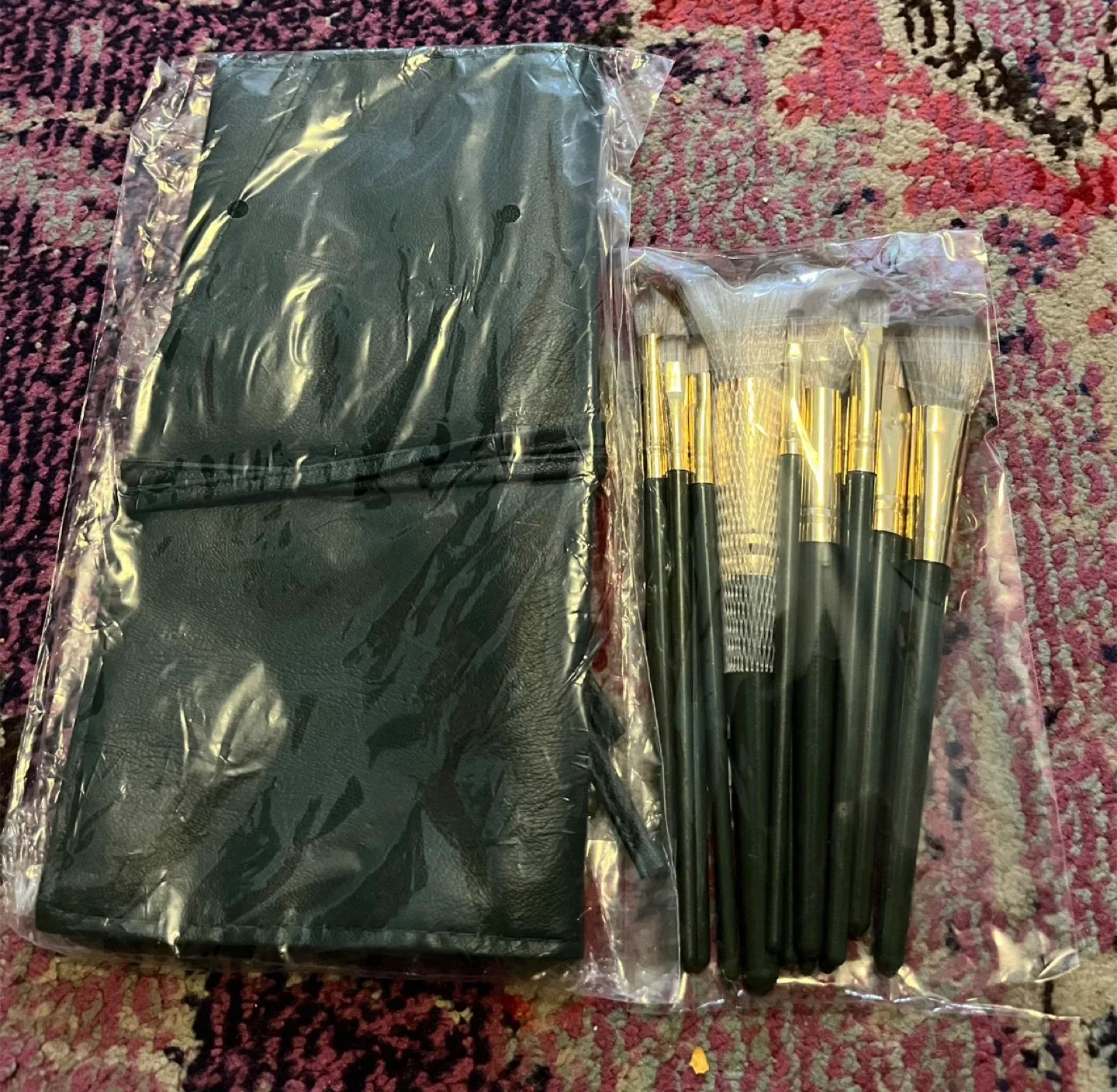 New Makeup Brush Set with Case