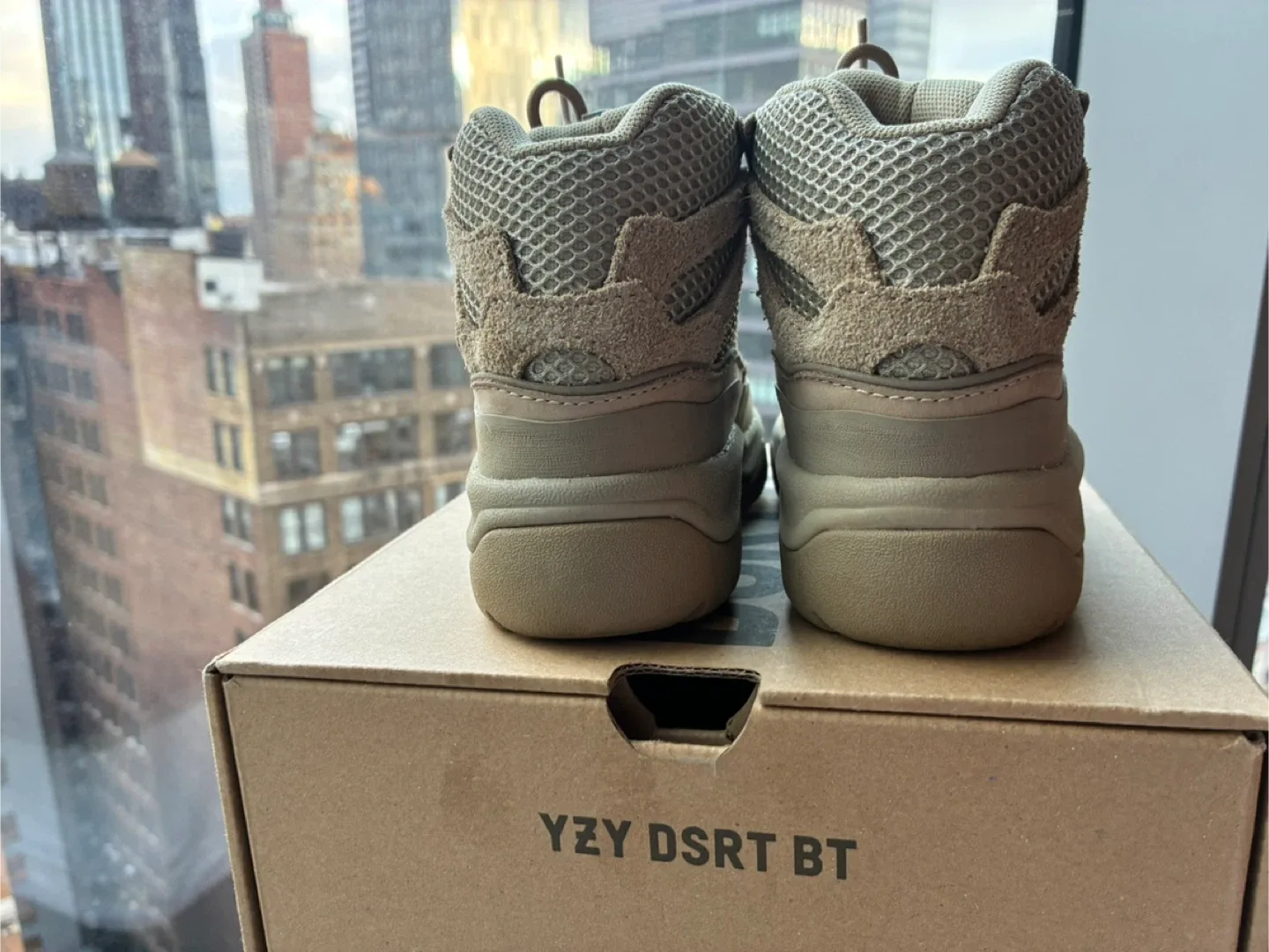 Yeezy Desert Boot Toddler - Size 9c image indicator(8)