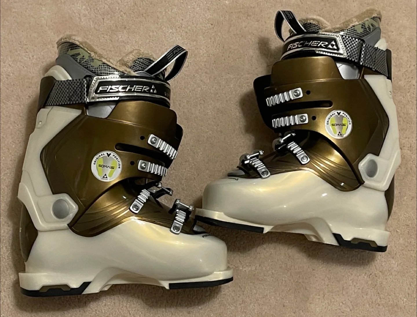 Women Fischer Soma Vision90 Ski Boots (Size23.5)