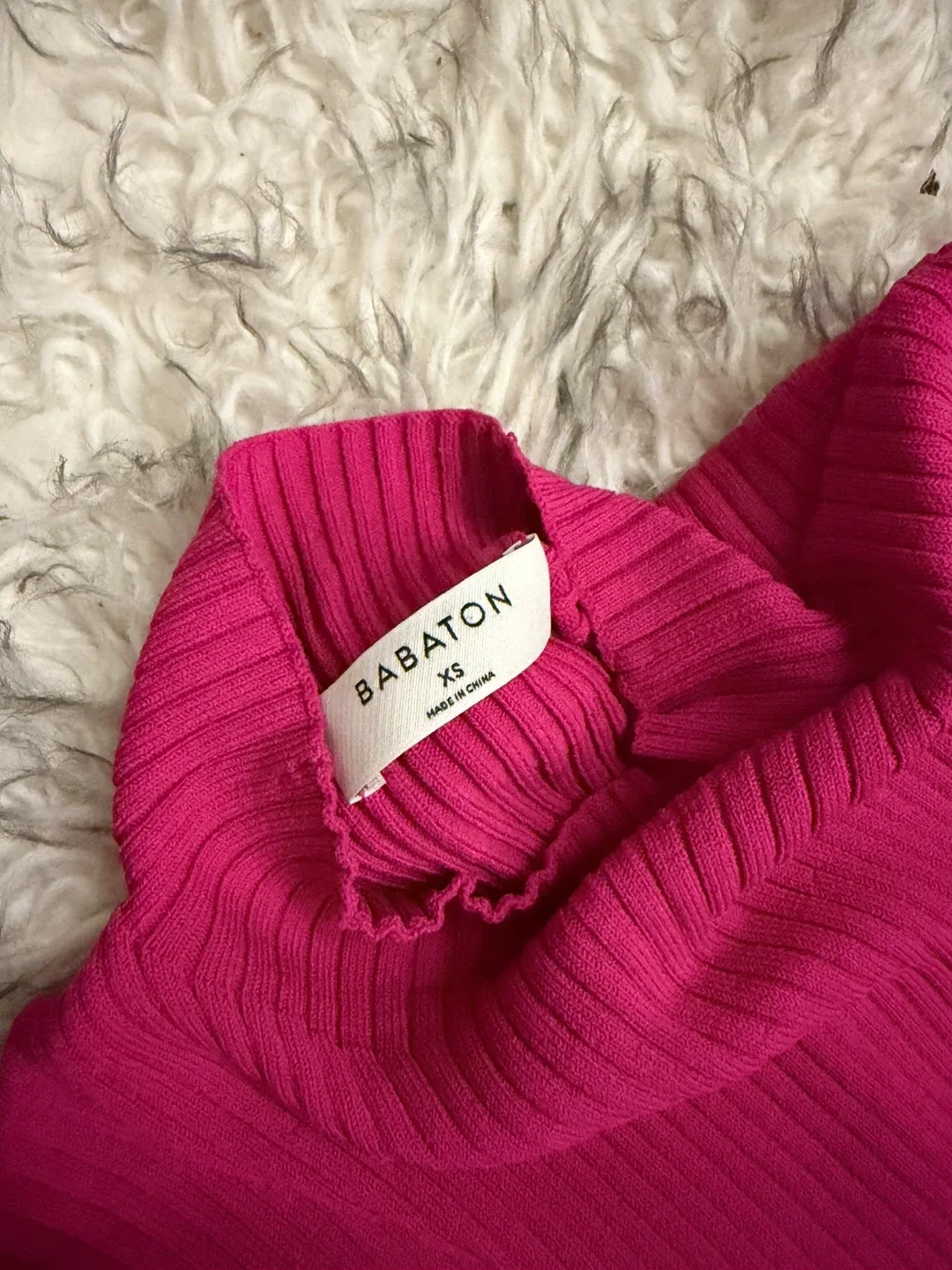 Babaton Sculpt Knit Tie-Back Longsleeve - Hot Pink image indicator(3)