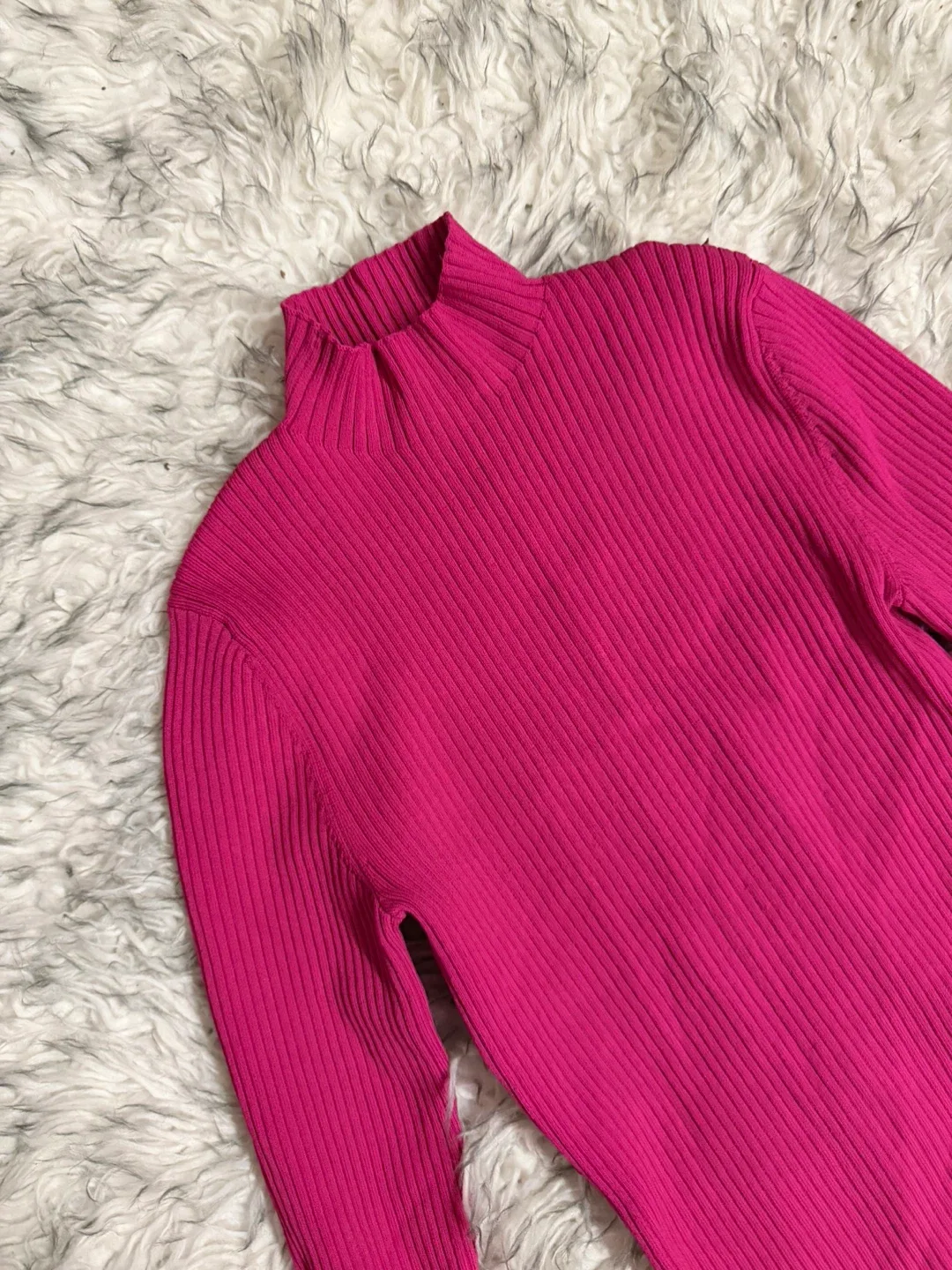 Babaton Sculpt Knit Tie-Back Longsleeve - Hot Pink image indicator(2)