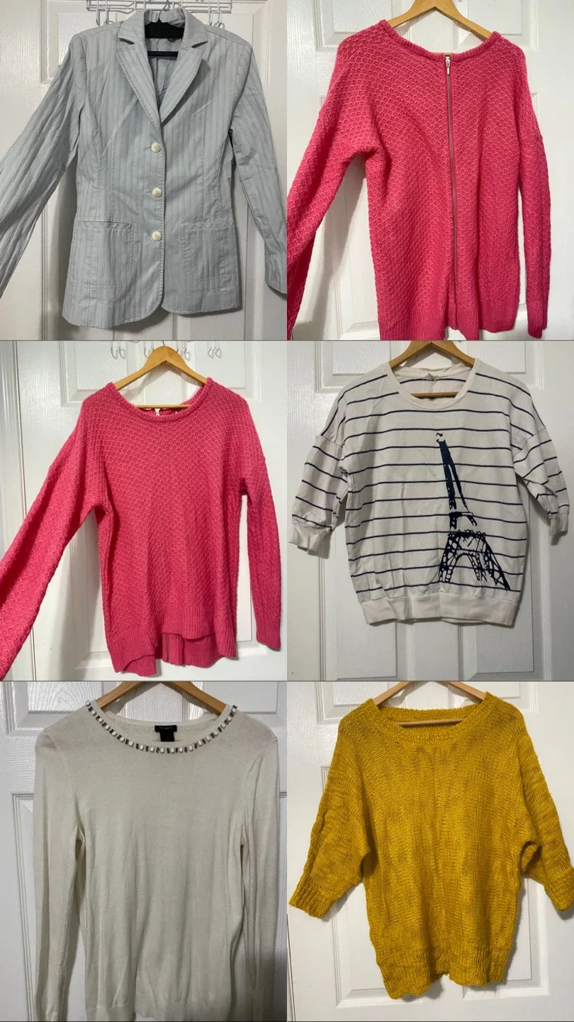 Women clothing for $5 each or $20 for everything image indicator(3)