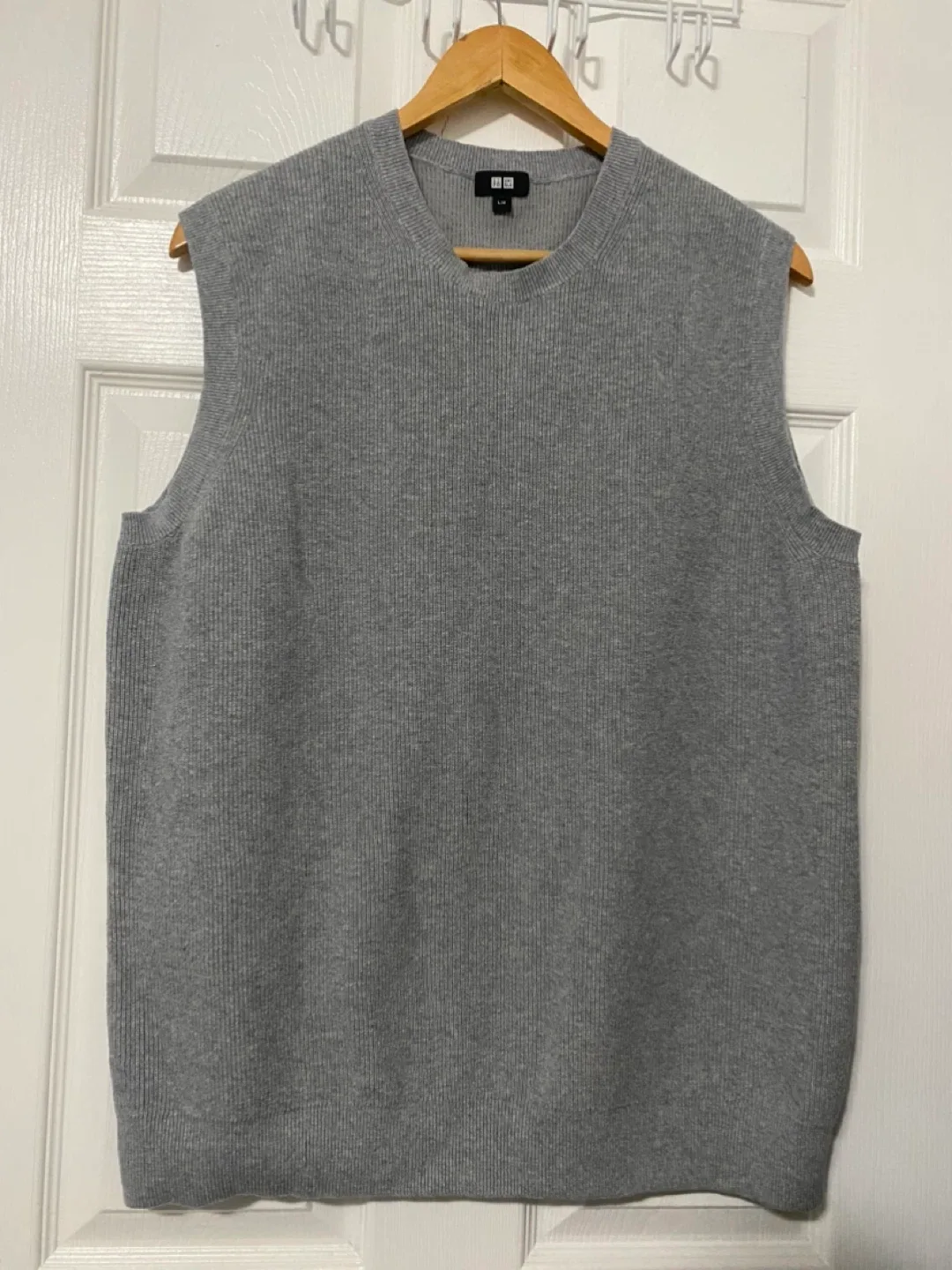 Women clothing for $5 each or $20 for everything image indicator(6)