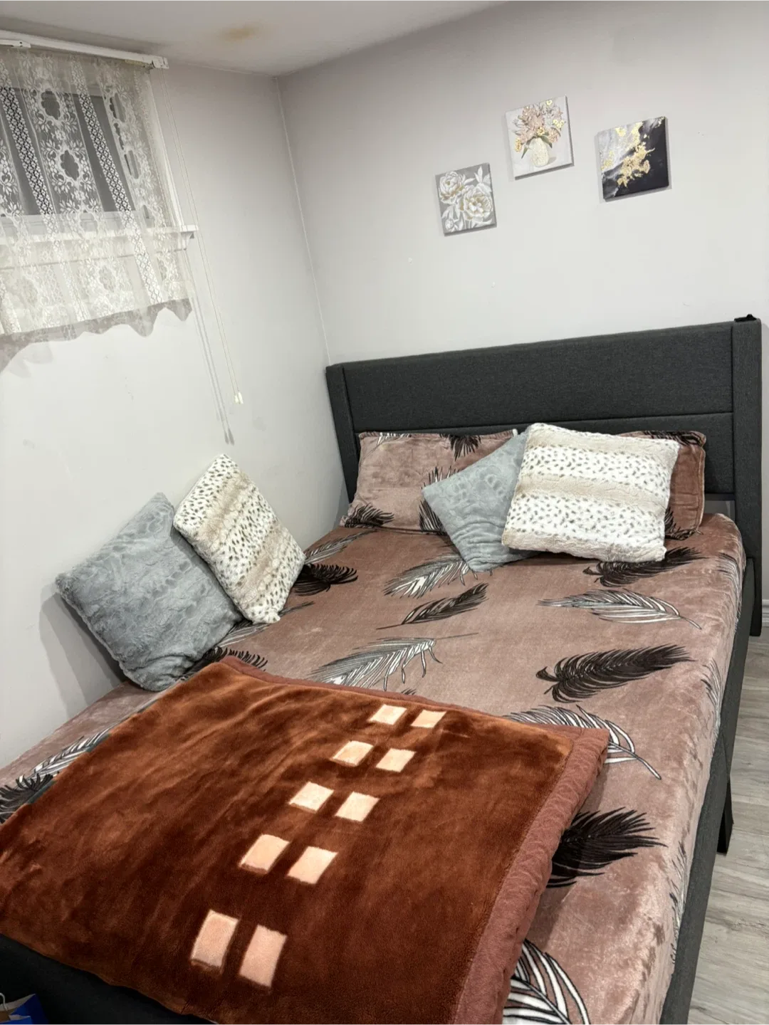 Queen Size Bed Frame with Bedding Set