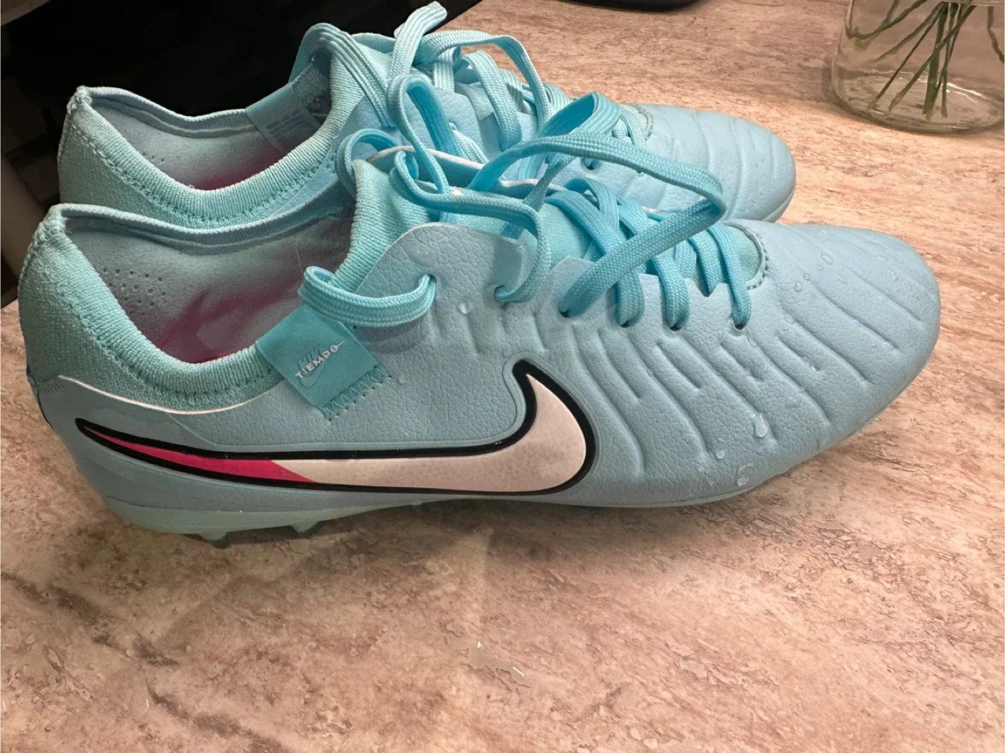 Nike Tiempo Legend 10 Pro, Size 7.5 womens image indicator(2)