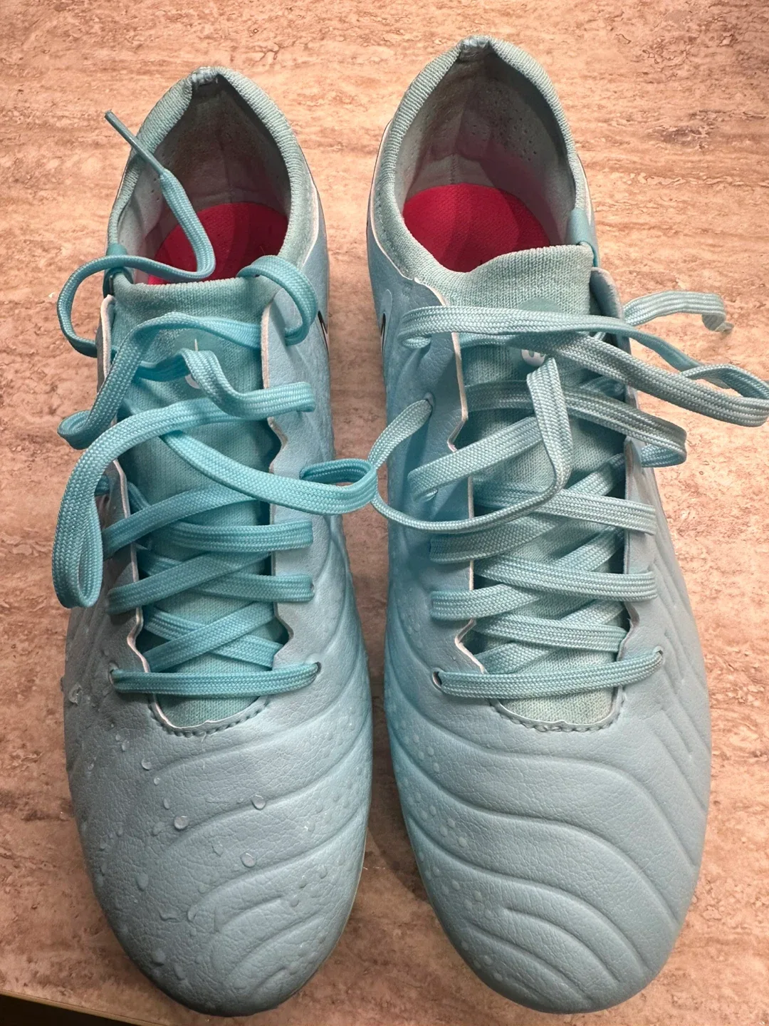 Nike Tiempo Legend 10 Pro, Size 7.5 womens