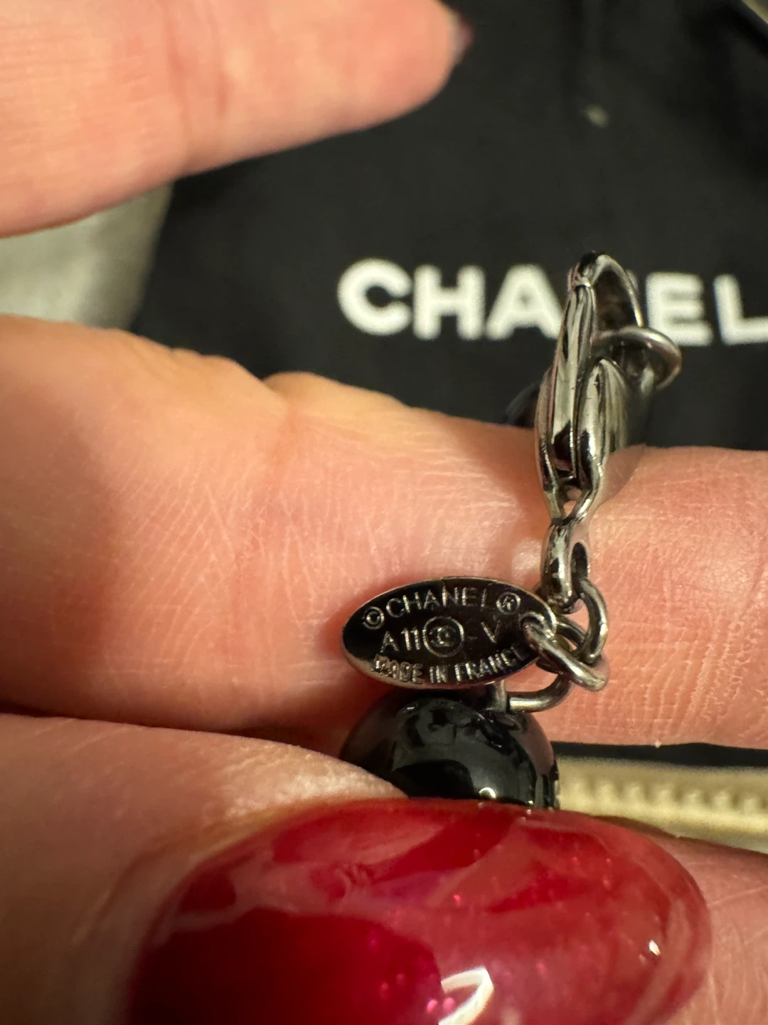 Authentic Chanel Long Pearl Necklace - photo 3