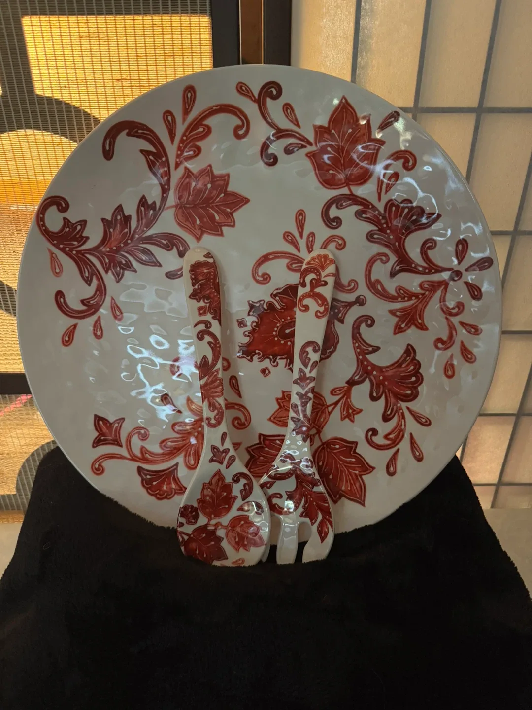 Decorative Plate and Serving Utensil Set image indicator(2)