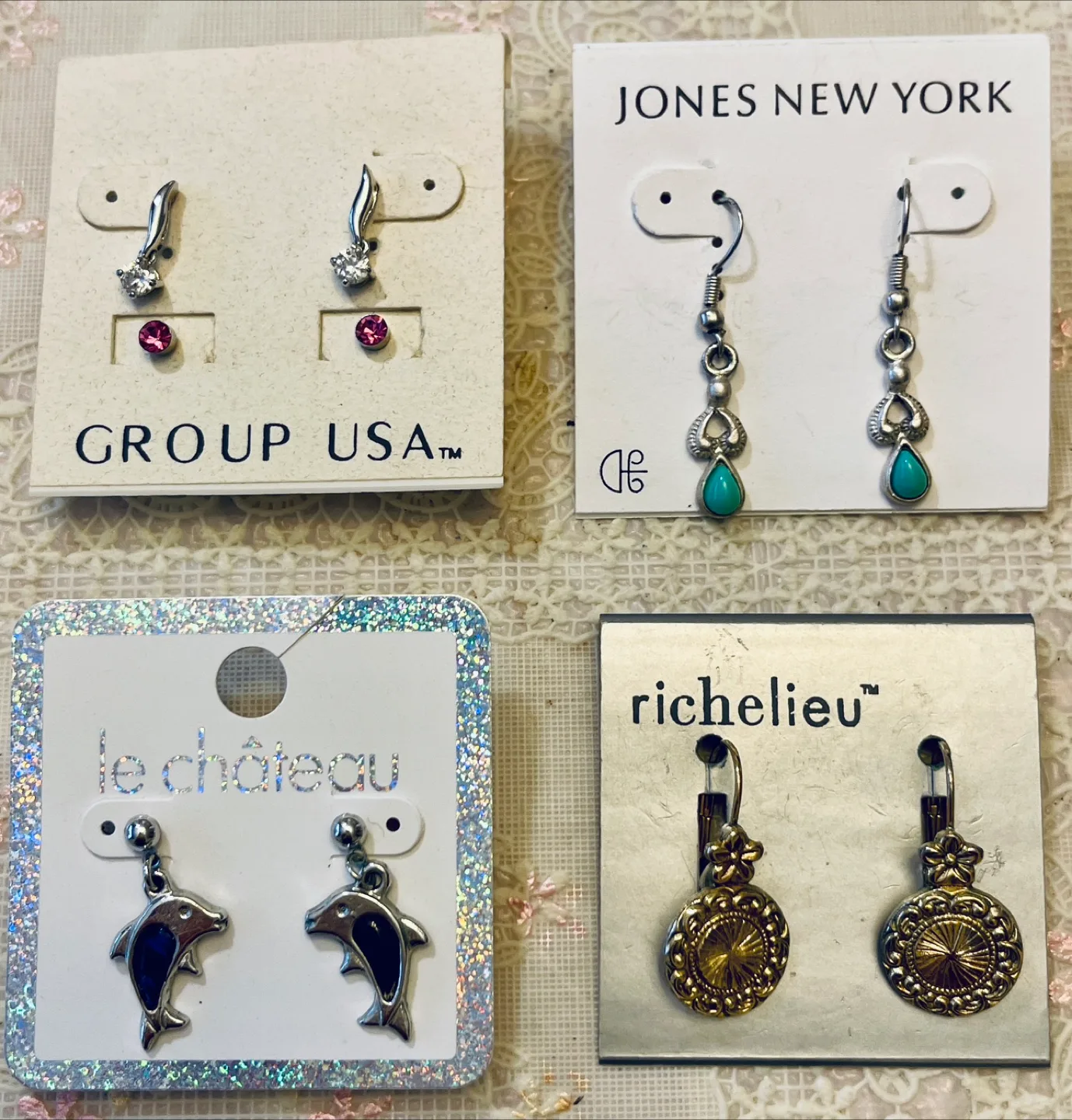 Assorted Fashion Earrings for Sale image indicator(6)