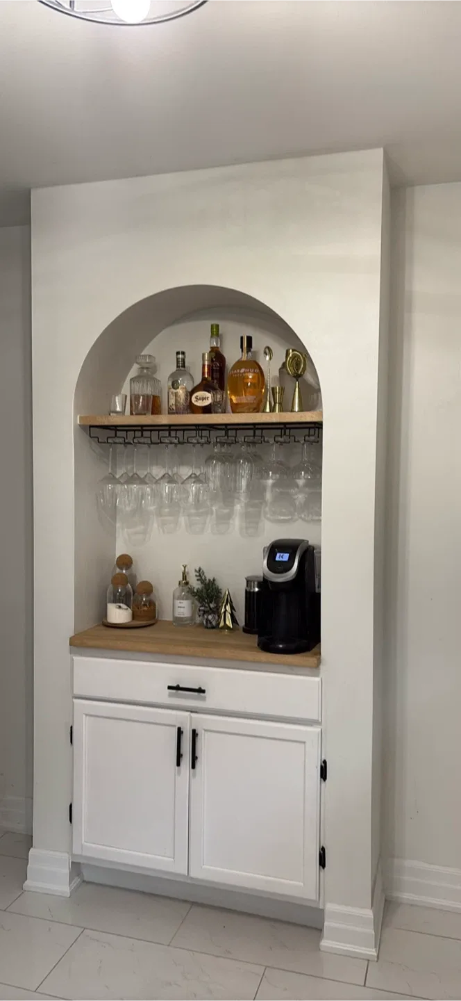 Luxury Feature Walls & Custom Closets image indicator(3)