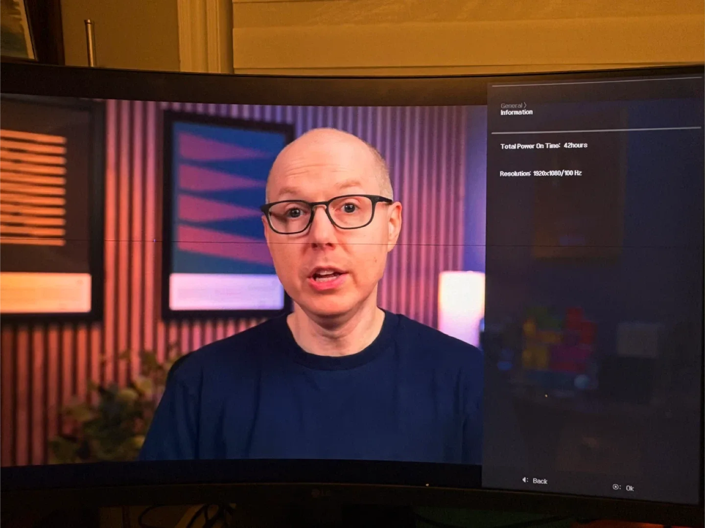 LG 32MR51CA 31.5" Full HD VA Curved Monitor image indicator(2)