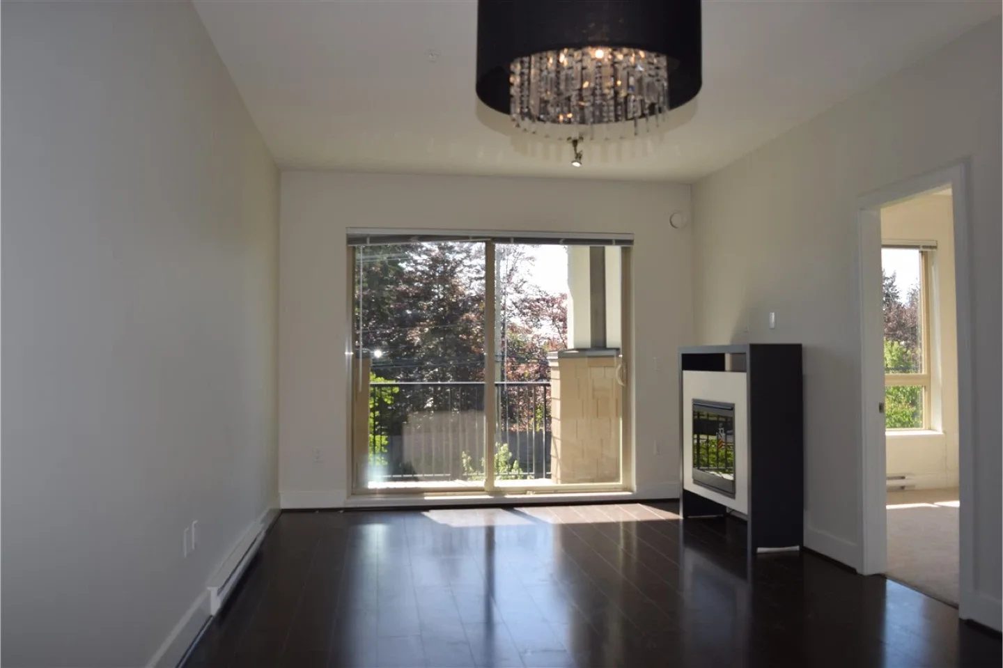 2 beds 2 baths apartment - Dec 1st image indicator(9)