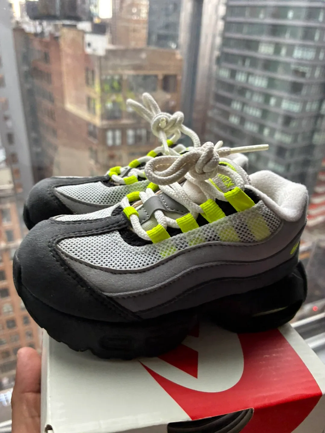 KIDS Nike Air Max 95 Grey/Neon Toddler Size 8C
