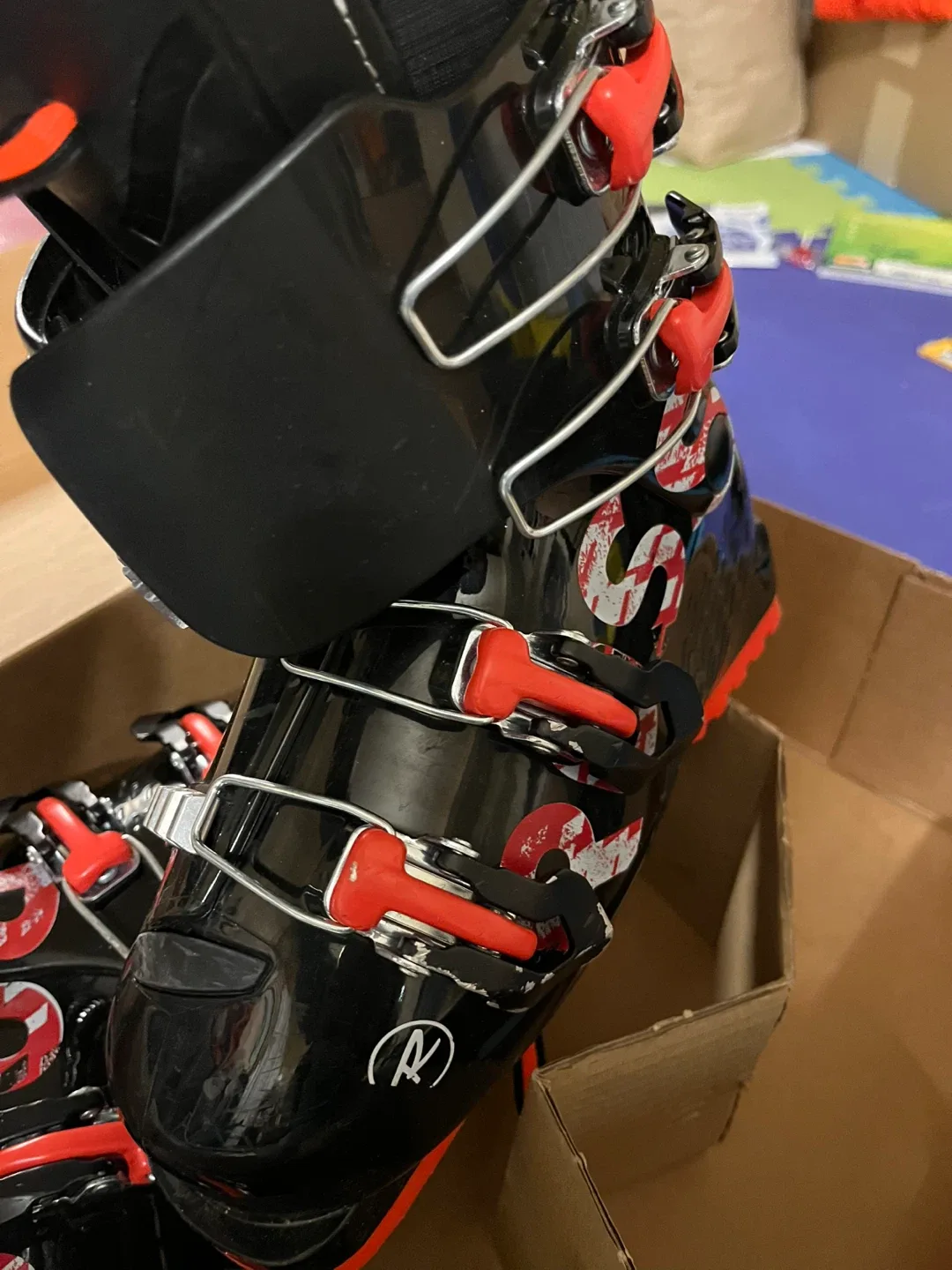 Rossignol Comp J4 Alpine Skiboots - Size 23.5 image indicator(4)