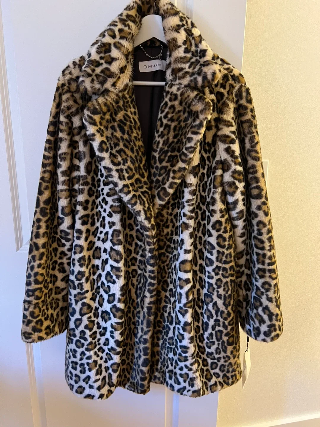 Calvin Klein Faux Fur Leopard Print Coat XL image indicator(2)
