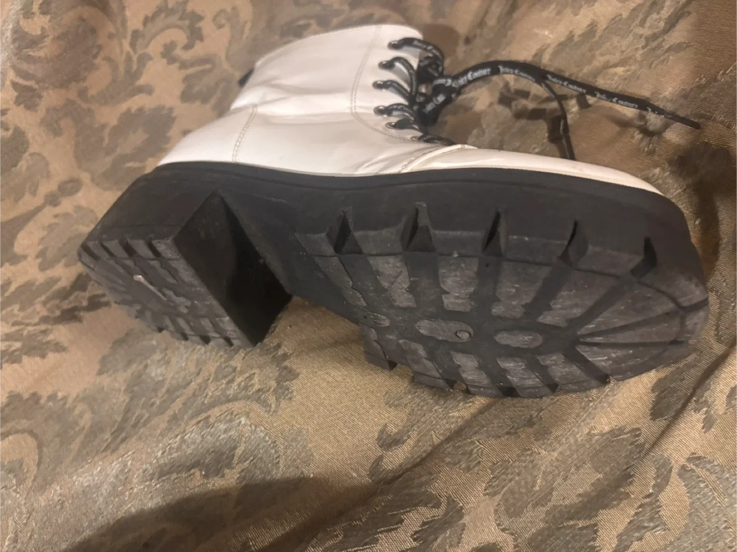 Juicy Couture JC-Carme White Boots - Size 9M image indicator(8)