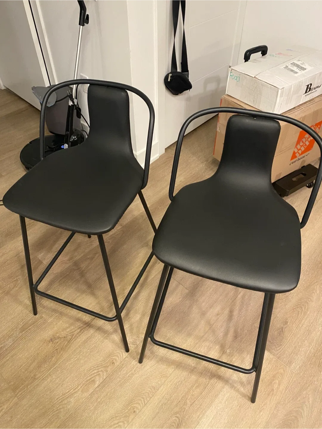 Set of 2 Black Bar Stools