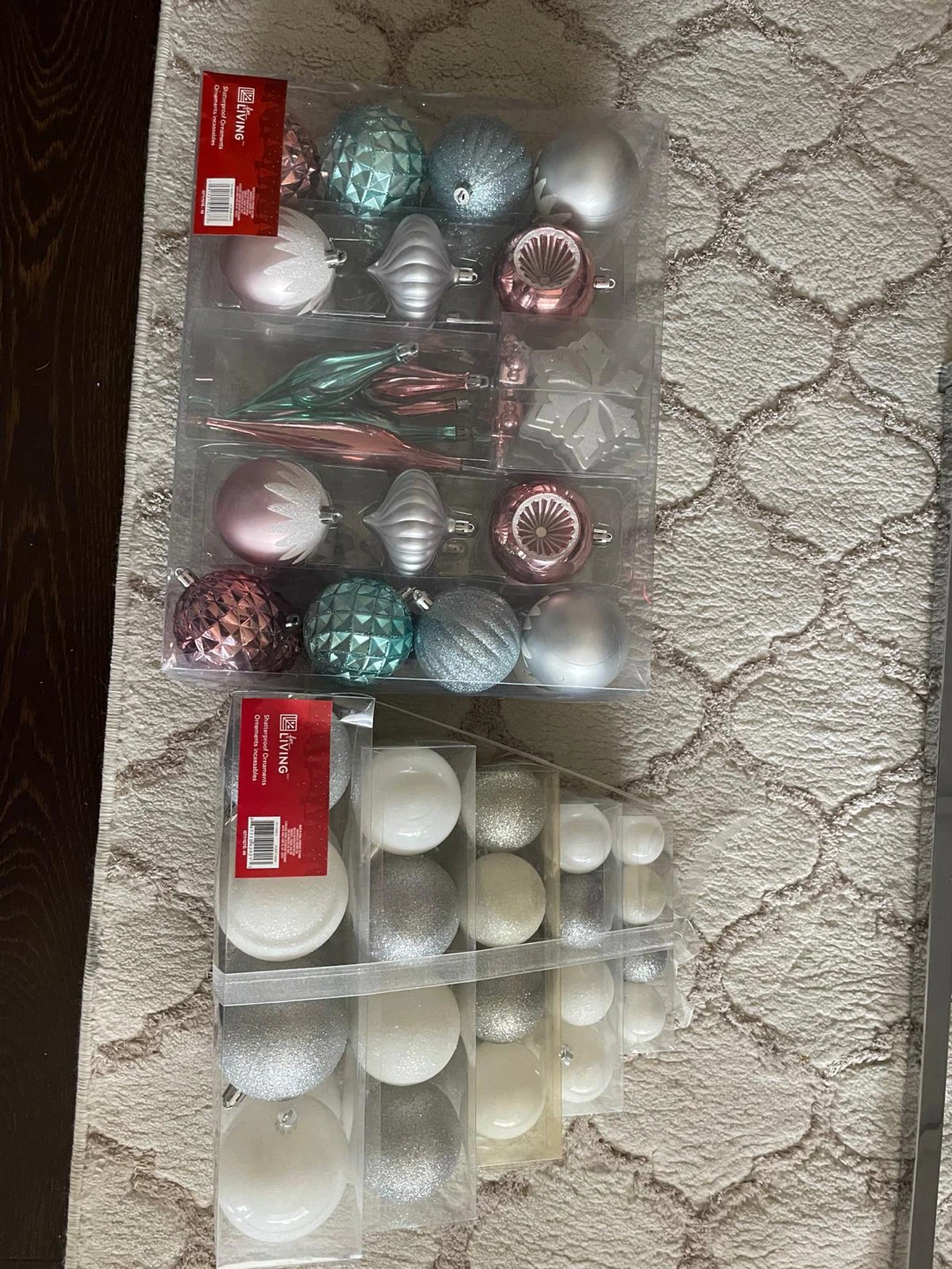 Christmas Ornaments - Assorted Colours & Styles - photo 2