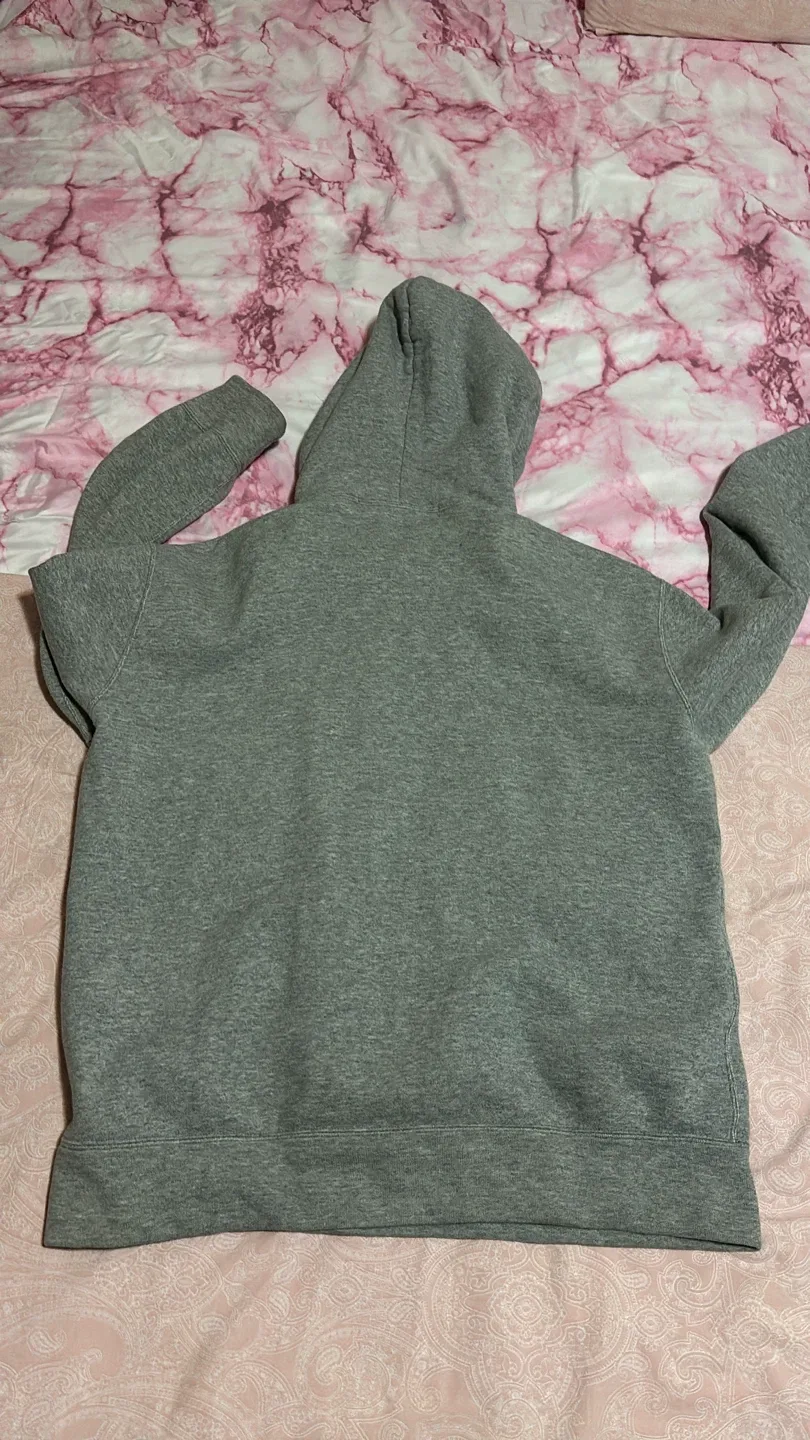Comme des Garçons PLAY Grey Hoodie image indicator(2)