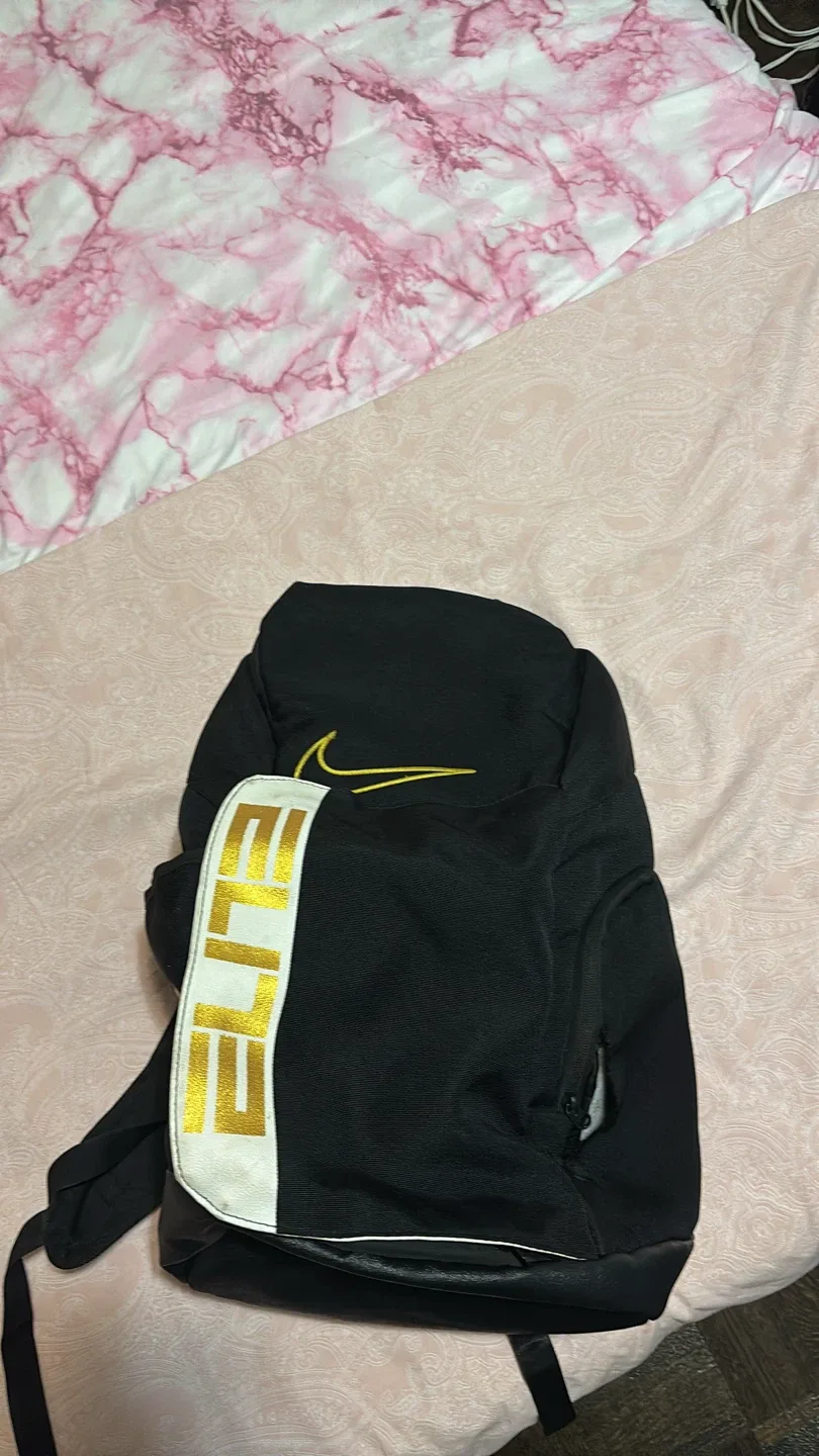 Nike Elite Backpack - Black & Gold