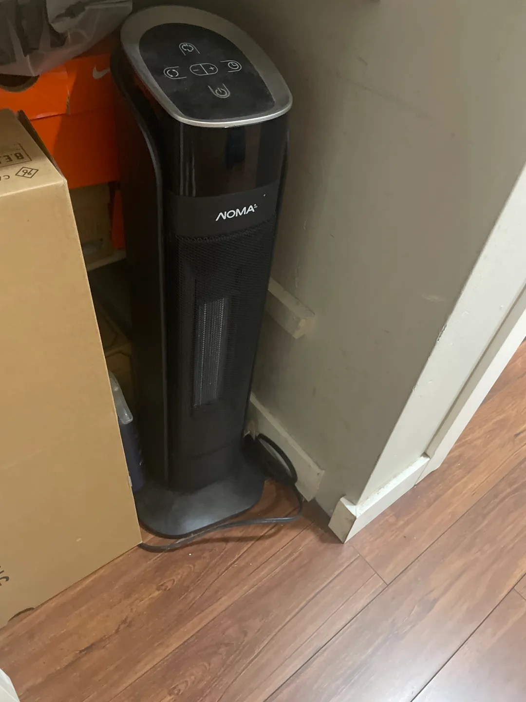 Selling tv stand and tower heater image indicator(2)