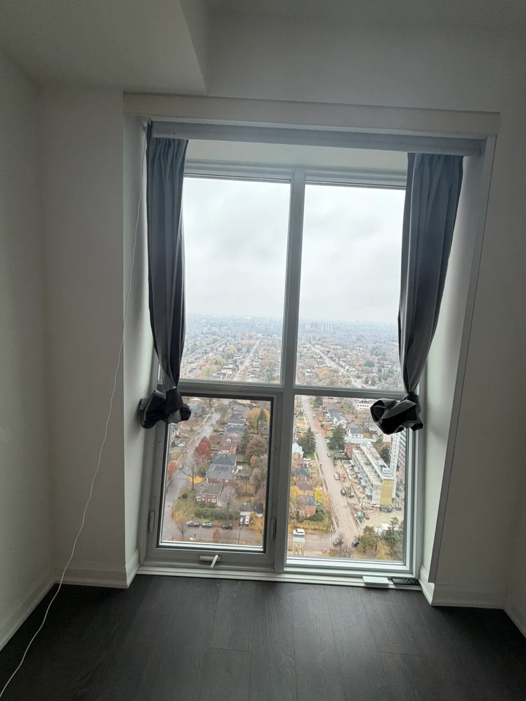 Emalad park rent 3050 32floor 2bad 2bath image indicator(4)