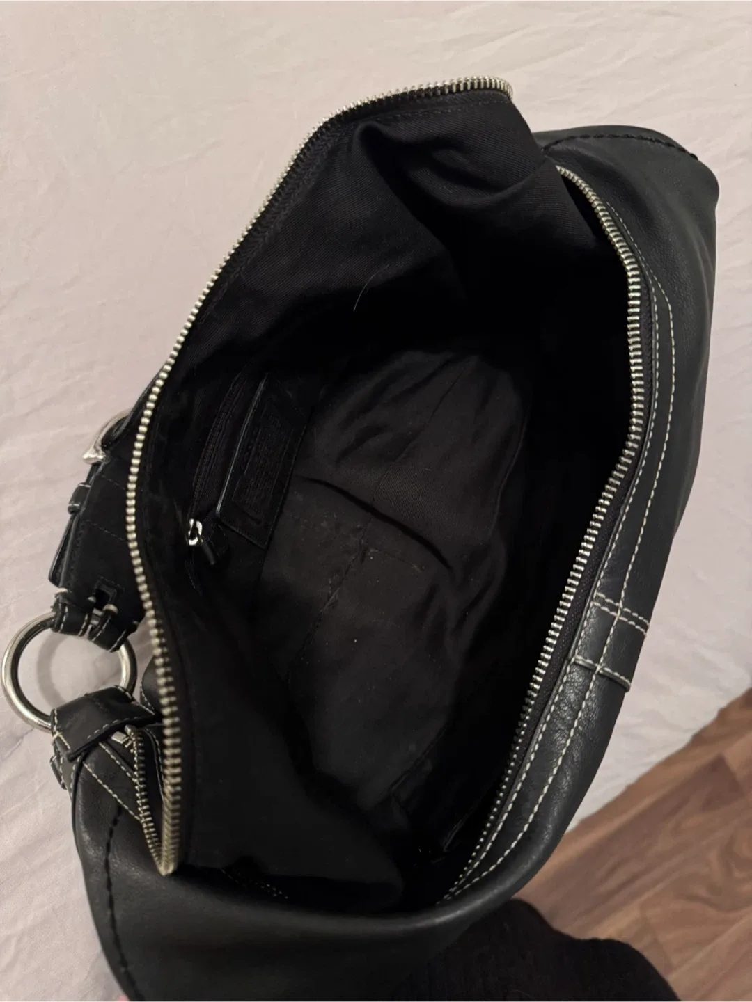 Coach Black Leather Hobo Bag image indicator(6)