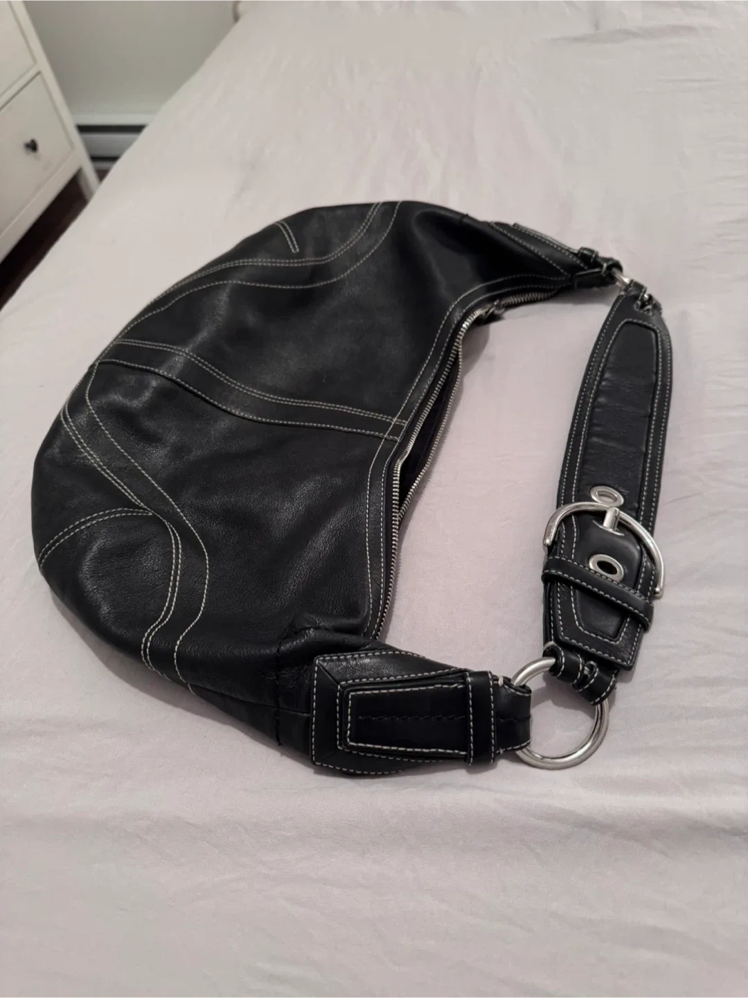 Coach Black Leather Hobo Bag image indicator(3)