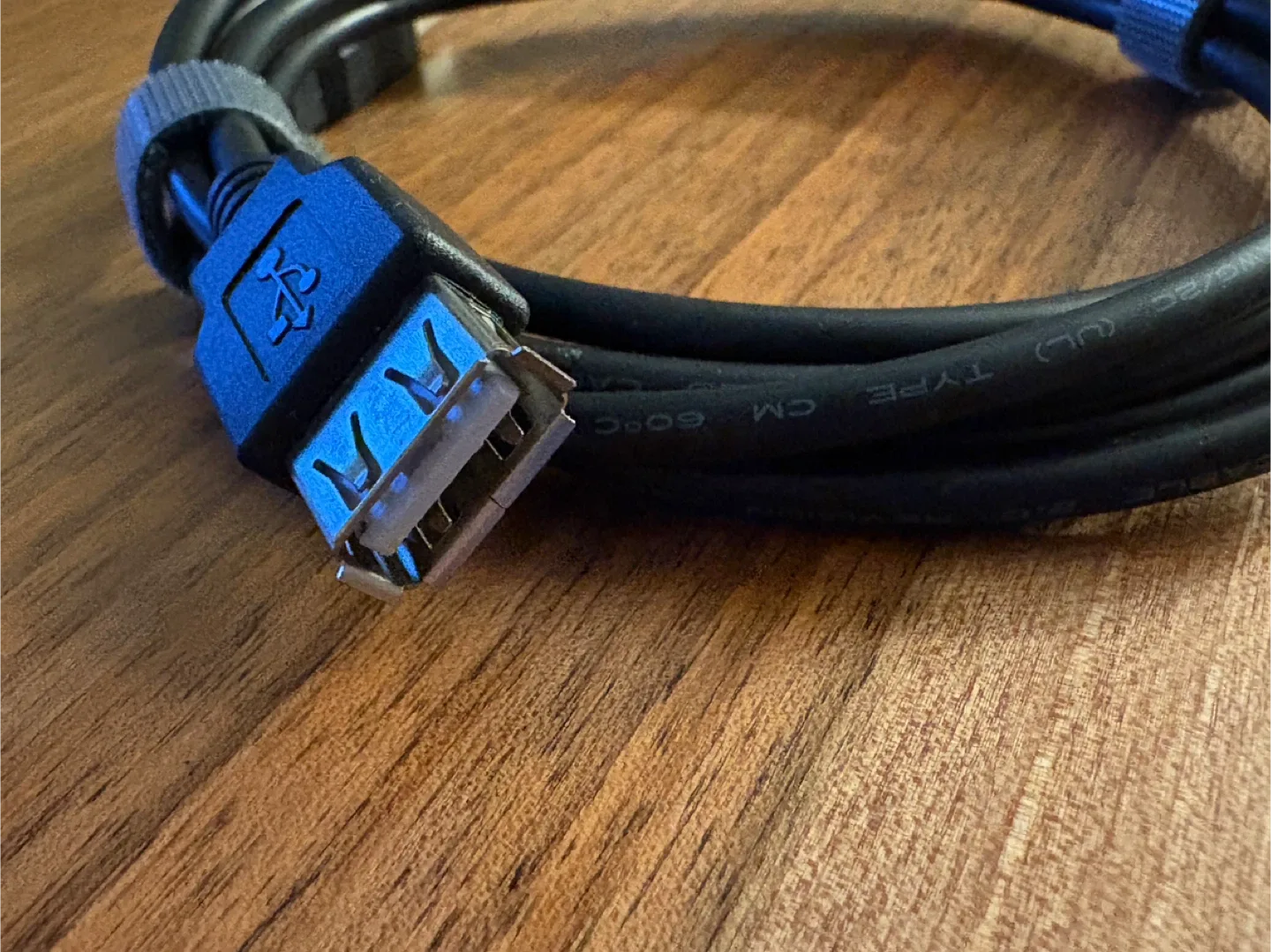 Black USB A to A Cable extension image indicator(3)