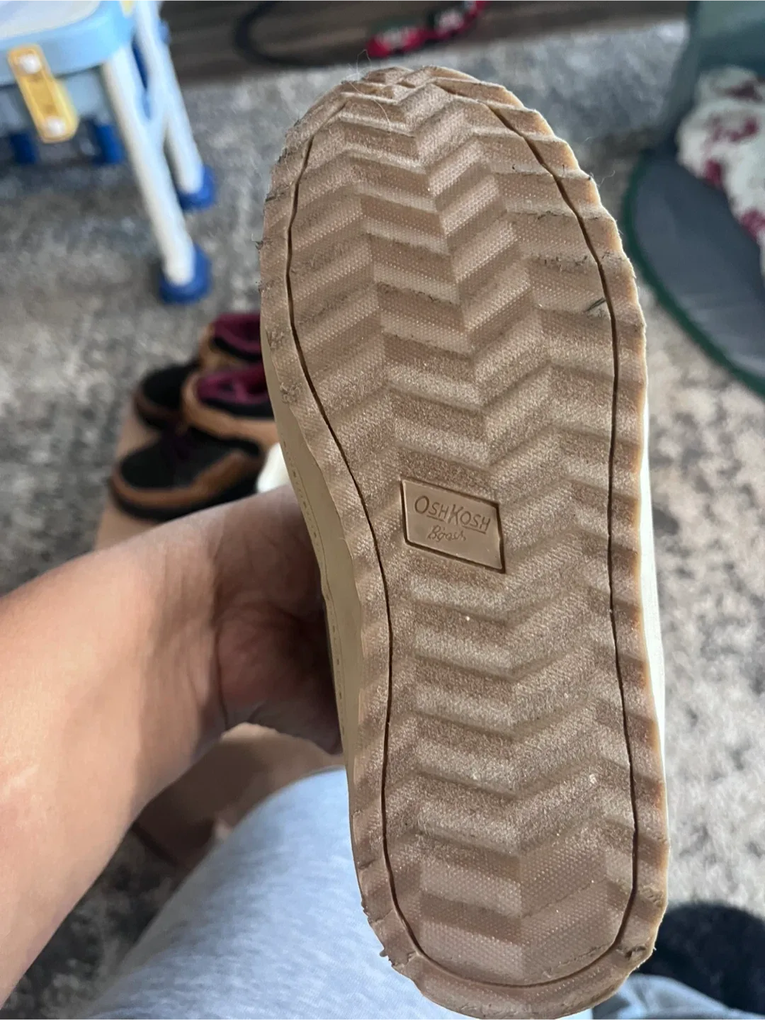 OshKosh B'gosh & Carter's Size 11 Kids Shoes