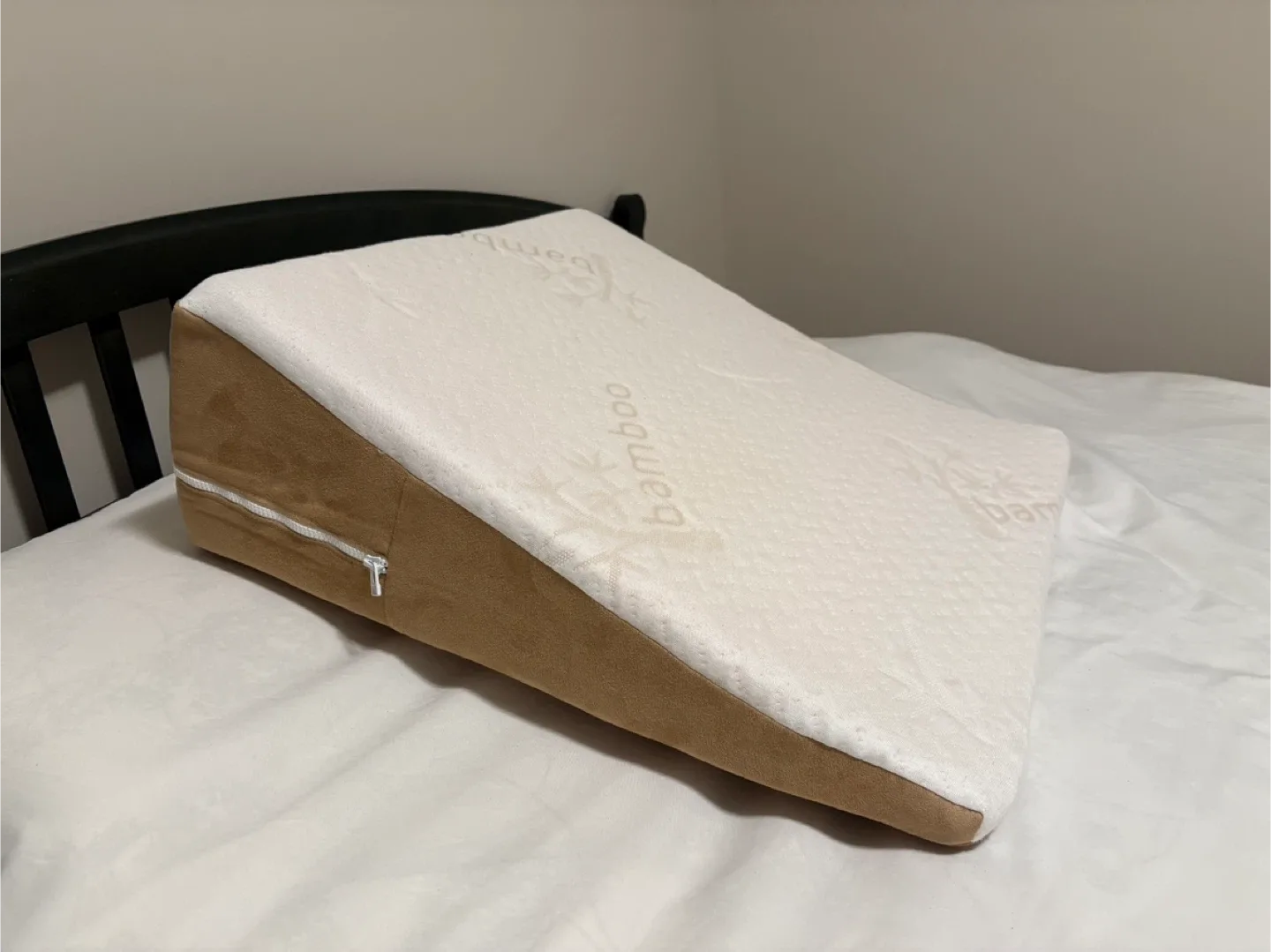 Avana Memory Foam Bed Wedge Pillow