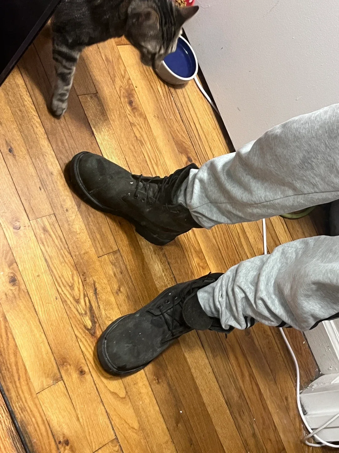 Timberland size M8 Black Leather Boots image indicator(3)