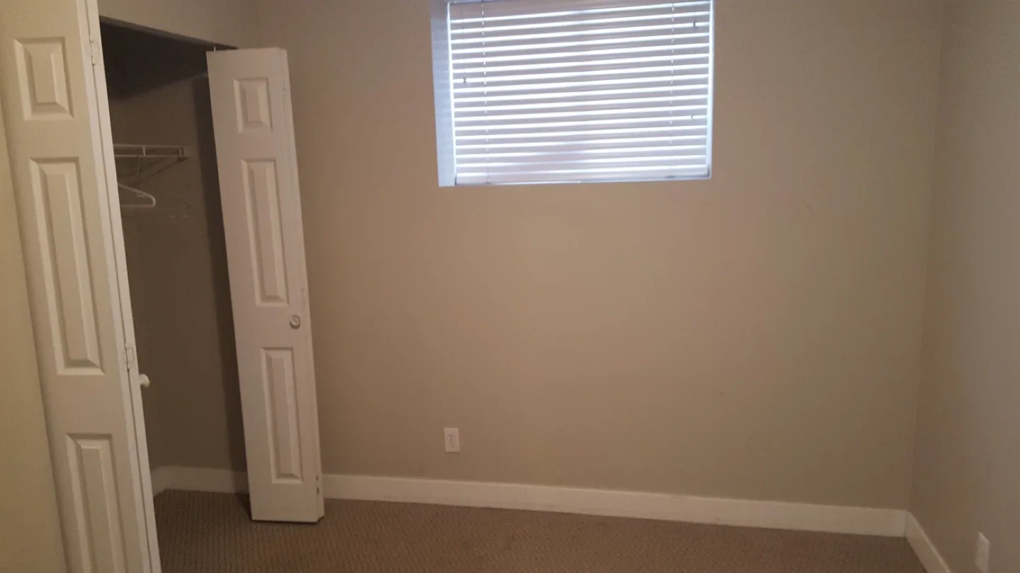 2 Bedroom 1bathroom suite image indicator(10)