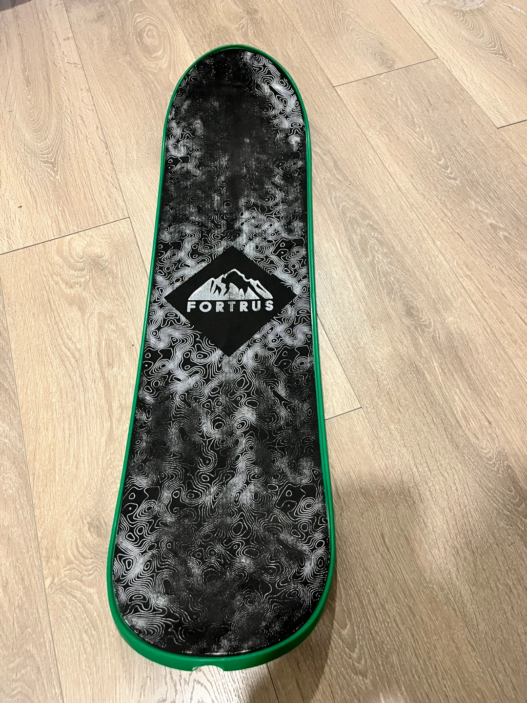 Fortrus Bootless Snowboard/Snow Skate - Green Trim
