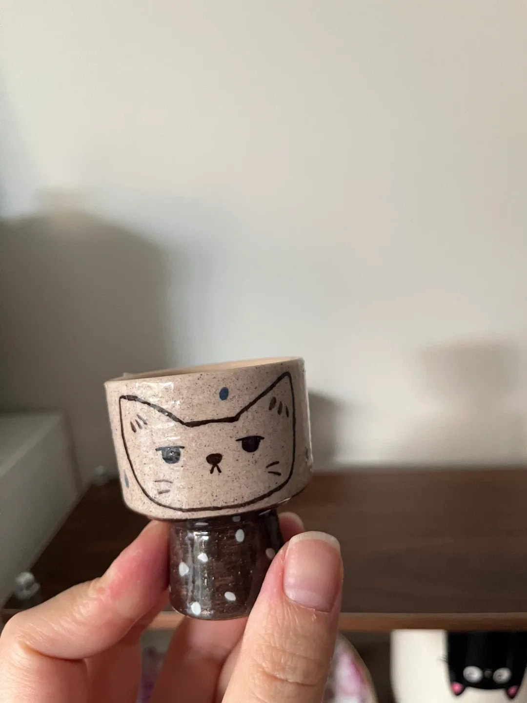 Mini Hand painted ceramic cup image indicator(2)