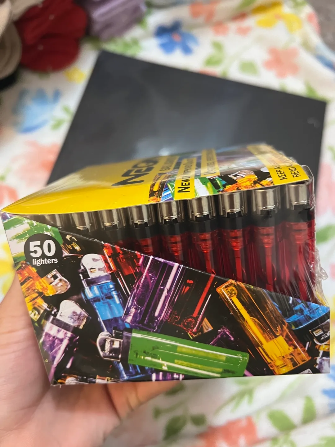 Neon Gas Lighters - 50 Pack image indicator(2)