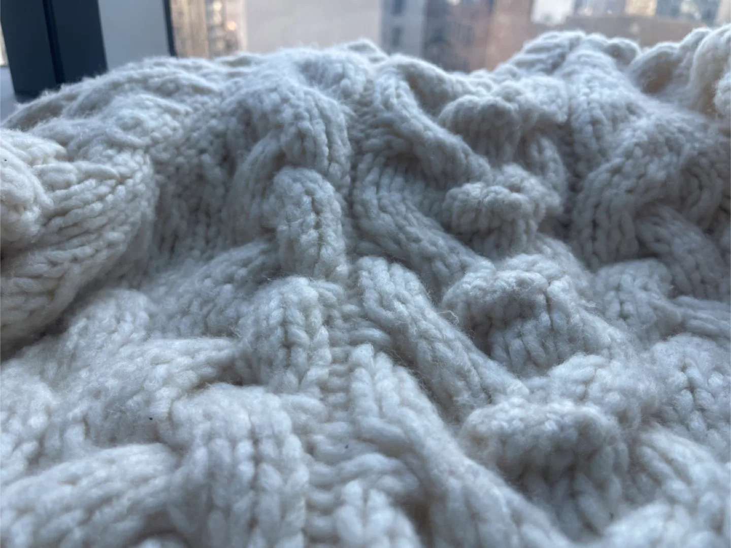 Zara Cropped Wool Pullover Hand knitted sweater image indicator(6)