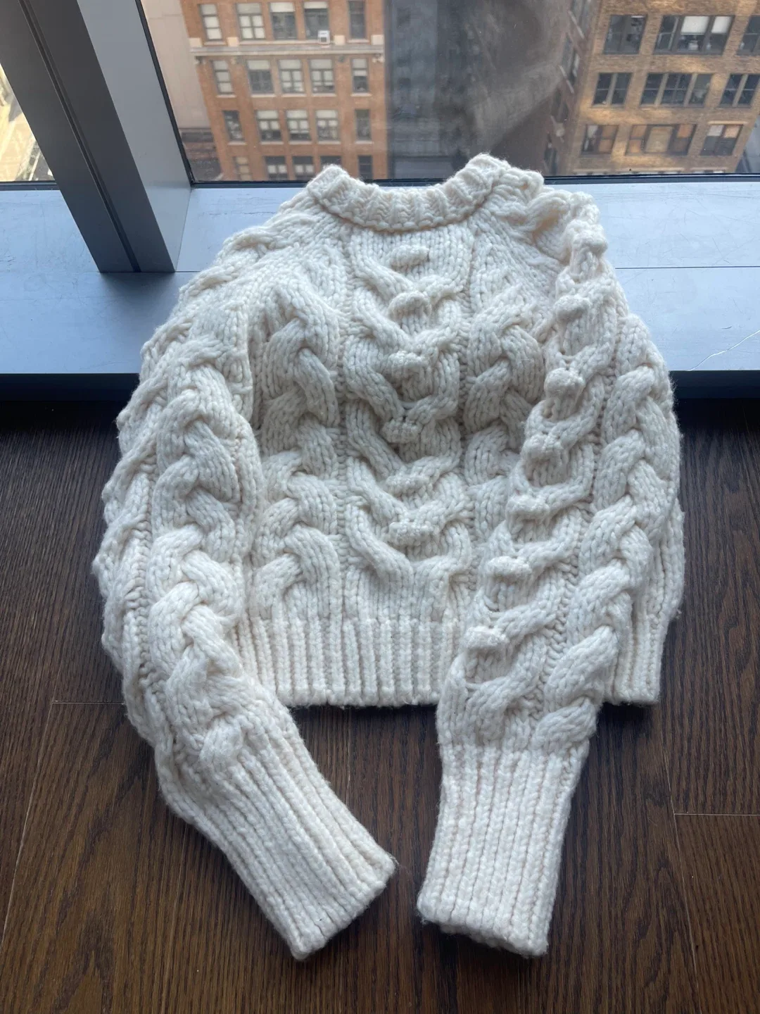 Zara Cropped Wool Pullover Hand knitted sweater